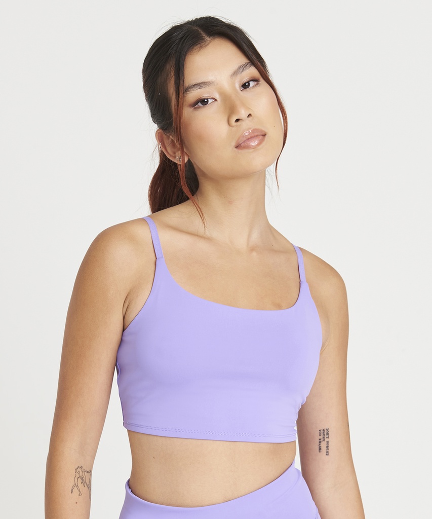 Womenís recycled tech sports bra