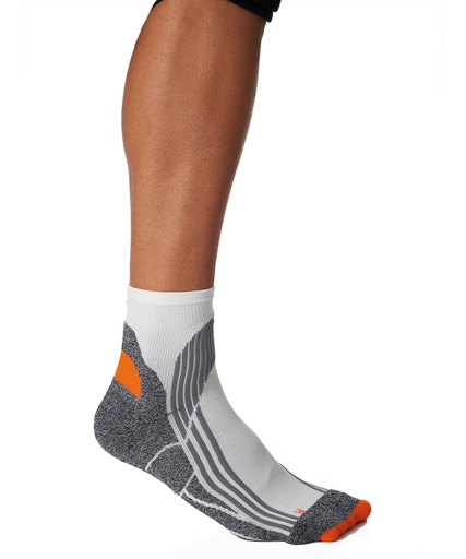 [PA035WGYO79] Technical sports socks (Socks UK 7/9)